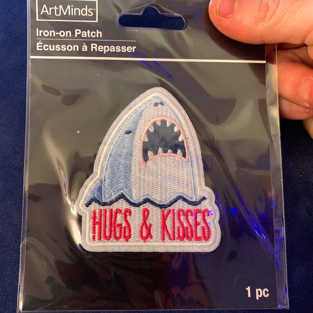 Iron-on Shark Patch - Hugs & Kisses 🦈